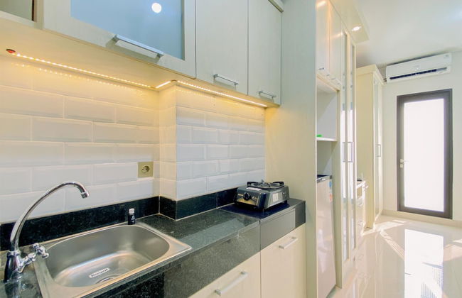 Good And Homey Studio Apartment At Transpark Cibubur - Foto 9