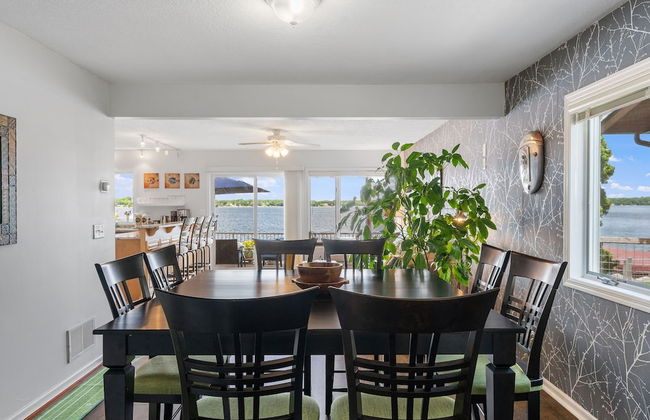 The Giraffe House - Photo 36