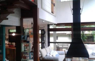 Beach house surrounded by lush nature - Foto 11