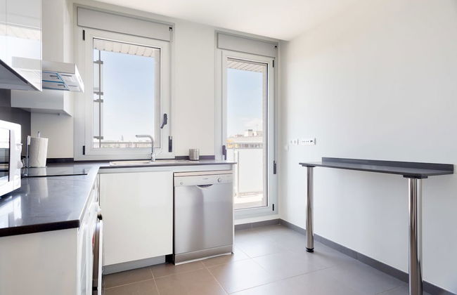 Olala Port Forum Apartments - Photo 8