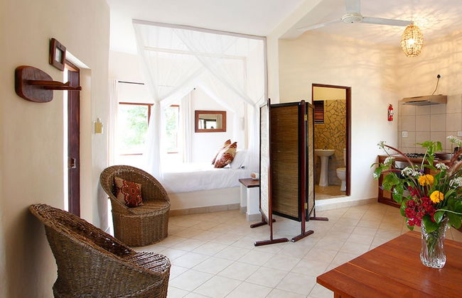 Golden Sands Apartments by Sol Resorts - Photo 13