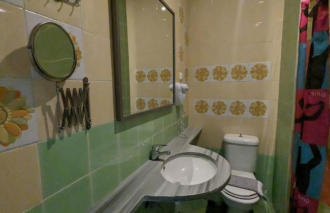 Okeania Seafront Rooms in Kamena Vourla - Foto 67