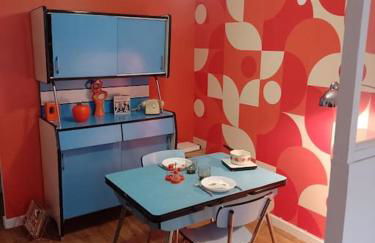 The Seventies Appart rétro (proche gare et centre ville) - Foto 2