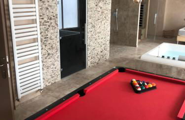 LE LOFT A BULLES (85m2 Jacuzzi Hammam Billiard Bar Douche Sauna) - Foto 32