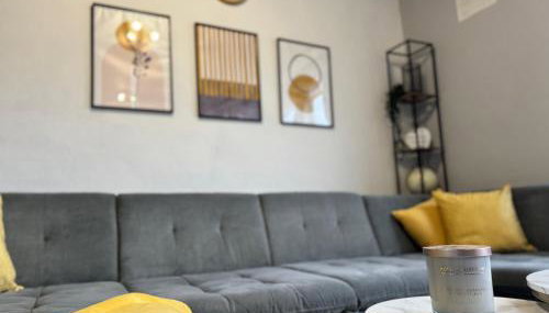 Sleeps 8 3 BED Parking NEC JLR NIA Airport - Foto 3