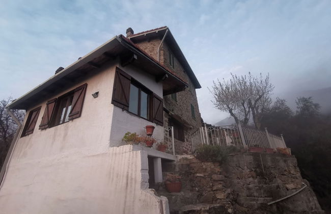 House - Sleeps 5, Scenic Views, Fireplace & Garden - Foto 36