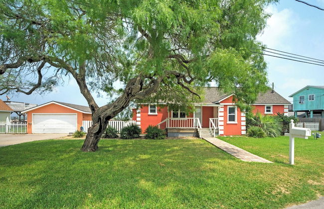 Waterfront Retreat w/ Private Boat Dock, Patio, Views Shore Thing by Avantstay - Photo 44