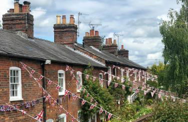 The Cricketers House - Photo 3