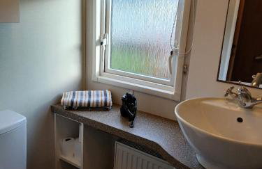 Haggerston Castle sleeps 6 ensuite - Foto 9