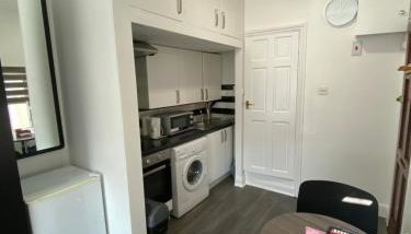 Whitehorse's Gated Studio Apartment - Foto 2
