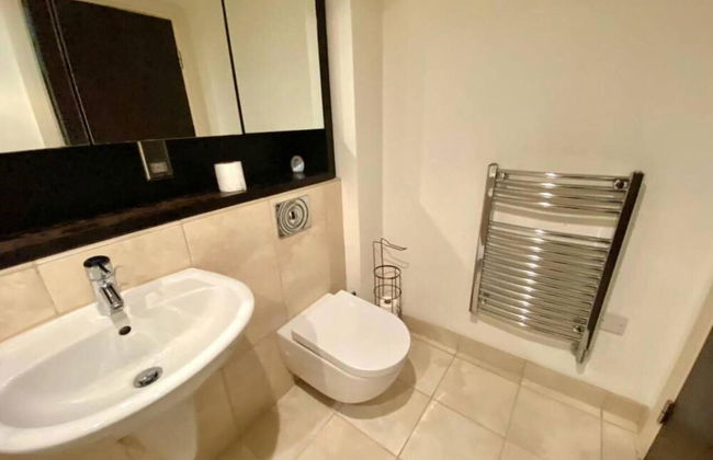 Comfy 1-bed Apartment in Huddersfield - Foto 18