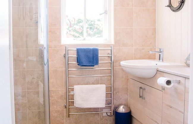 Shallow End, Orford - Photo 9