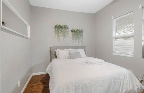 Pet&Baby Friendly 2BR w- in-unit Laundry WIFI - Foto 4