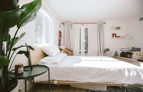 Private and Quiet Los Feliz Guest Suite with VIEWS - Foto 12