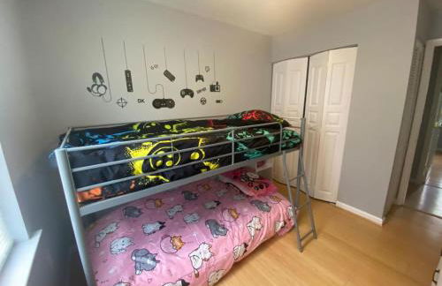 Parkside Alexandria Townhome - 3br free parking - Foto 50