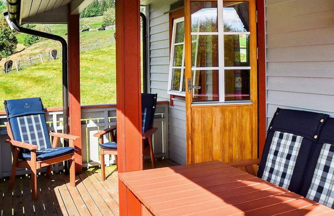 7 Person Holiday Home in Sandane - Foto 15