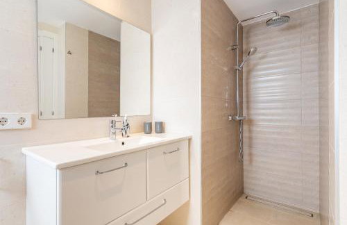 The Tower Villa - Photo 2