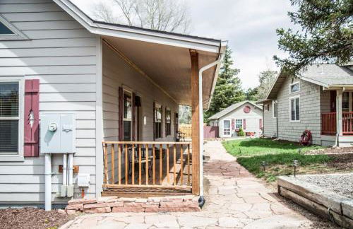 Twin Owls Lodge, Great for families Master bedroom, Loft, full kitchen, Dogs OK - Foto 16