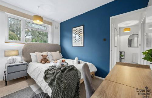 2 Bedroom Bungalow with Parking that Sleeps 6 - Photo 14