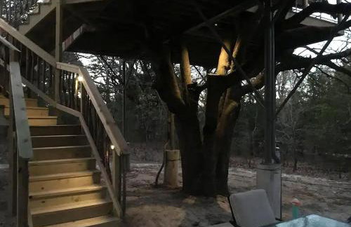 Luxury Tree House Rental in Lindale Ideal for Glamping in Texas - Foto 29