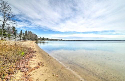 Higgins Lake Retreat - Hike, Swim, Relax! - Foto 31