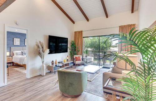 Resort-Style Pools Vibrant Condo in Palm Springs - Foto 5