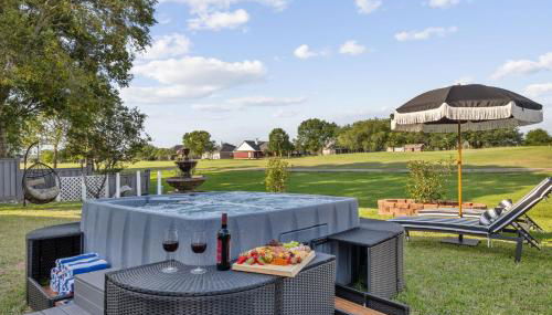 Golf-Side Luxe Escape Sleeps 13 Hot Tub & Theater - Foto 2