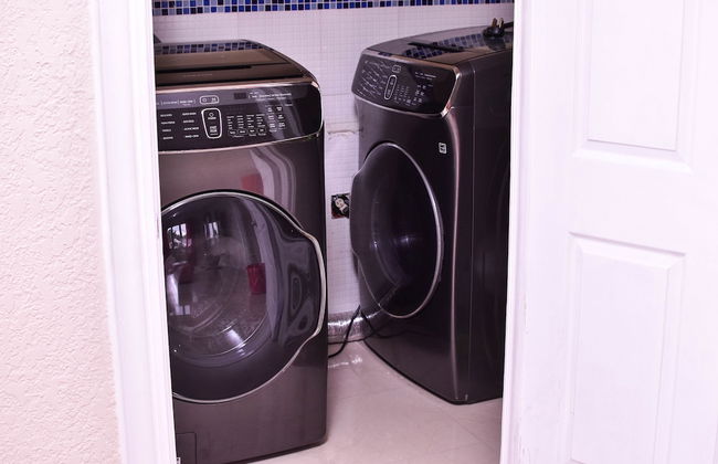 Executive Arcadia Luxury Guest Apartment - Photo 16