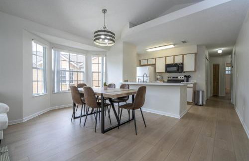 Family Apt very close to Disney Clean 3BR - Foto 31