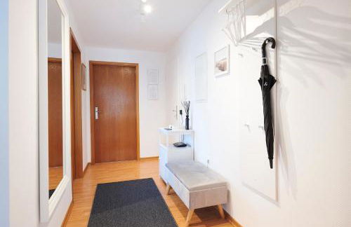 Lichtdurchflutende Wohnoase-Stilvoll-ruhig-kostenloser Parkplatz- 24-7 Self Check-in, bis zu 5 Personen, sehr geräumig - Foto 23