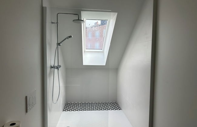 Charming Ixelles Apartment Retreat in the Heart of Brussels - Photo 15