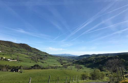 Farmhouse with mountain view - Photo 30