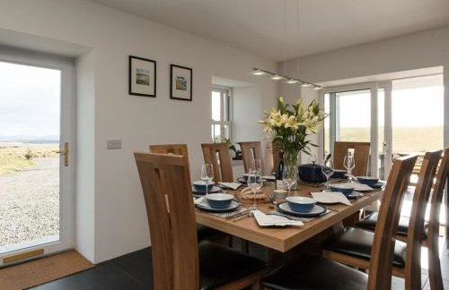 Cot Cottage - Panoramic Views & Hot Tub! - Foto 15