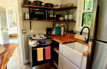 Waterfront Container House In A Magical Forest! - Foto 15