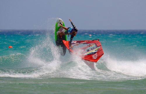 Beach front apartment with stunning ocean views! - Foto 30