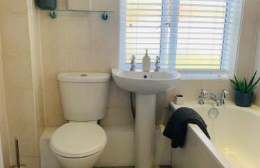 Woodingdean Contractor Pad - FREE Car & Van Parking - Foto 12