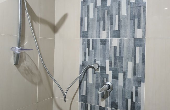 Master Bedroom with Shared Kitchen - Photo 13