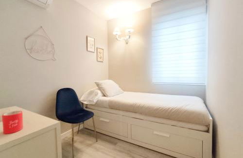 80s Loft ViNTAGE 15' Málaga Airport Free Guest Parking - Foto 5