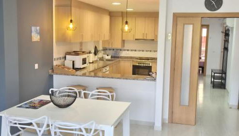 Citadel Oliva 4p Roses, Beach & Centre, Private Parking, Terrace - Photo 3, stove, dishwasher, toaster