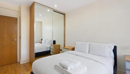 Bright 1Bed Flat Upper St Near Tube - Foto 4, towels, wardrobe