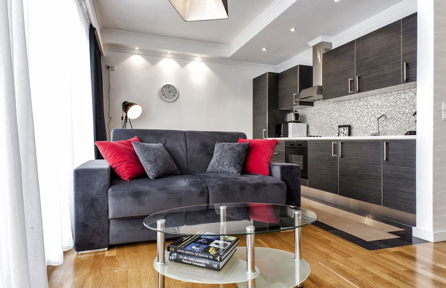 The Queen Luxury Apartments - Villa Fiorita - Photo 23