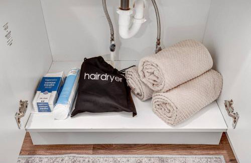 NEW! Shenandoah family & dog friendly cabin - 5 min walk river with private river access, BBQ, playground, fire pit - Foto 64