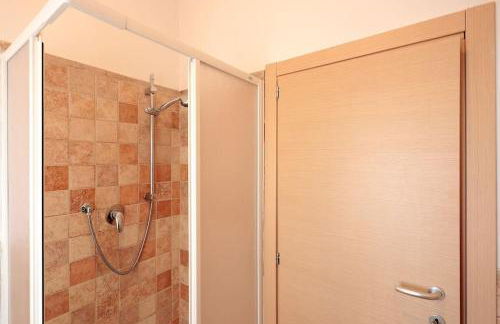 Comodo appartamento a Lizzano con Vista - Foto 15