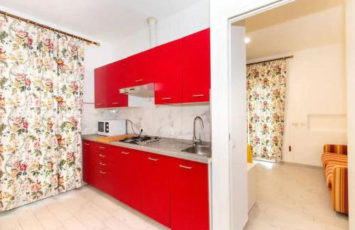 Villa tranquilla immersa nel verde a 2 Km dal mare - Foto 22