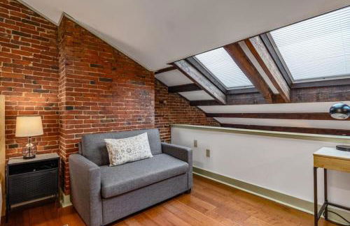 City Loft Group Getaway King Downtown Location - Foto 37