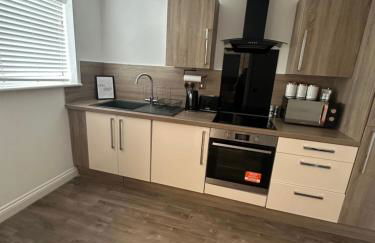 59 MINT DRIVE 2 Bedrooms with CAR Or Van PARK,WIFI,NETFLIX No Deposit Required - Foto 26