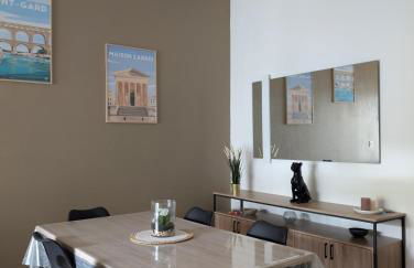 Uzès centre à 2 min - piscine - clim - parking - Foto 1