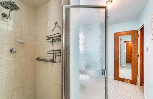 2 Mi to MSU Campus! Family Abode with Spacious Yard - Foto 18