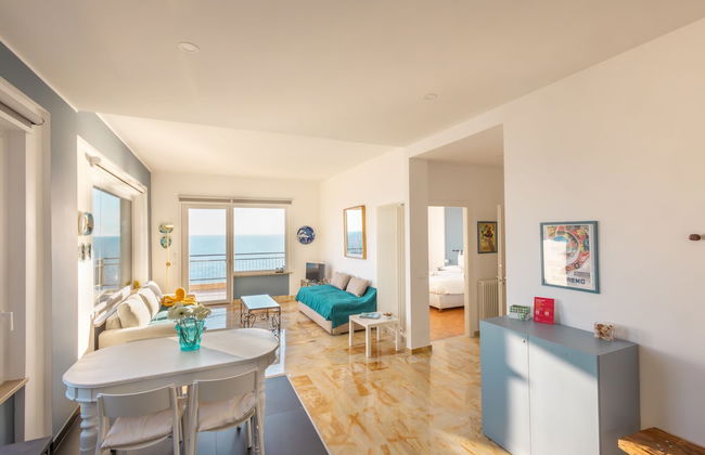 Sky & Sea Apartment by Wonderful Italy - Photo 19