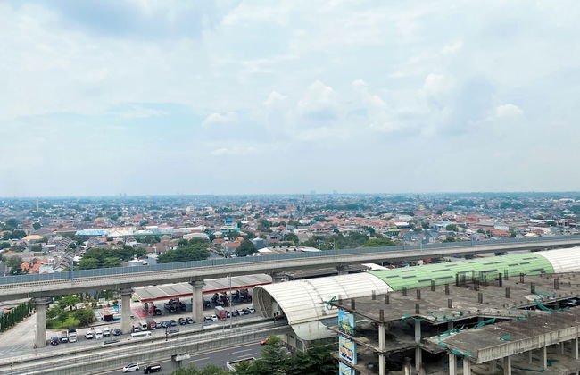 Good and Homey Studio at LRT City Jatibening Apartment - Photo 21